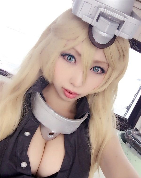 日本巨乳Coser無褲褲作品大膽放送！