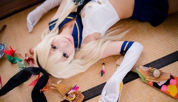 日本巨乳Coser無褲褲作品大膽放送！