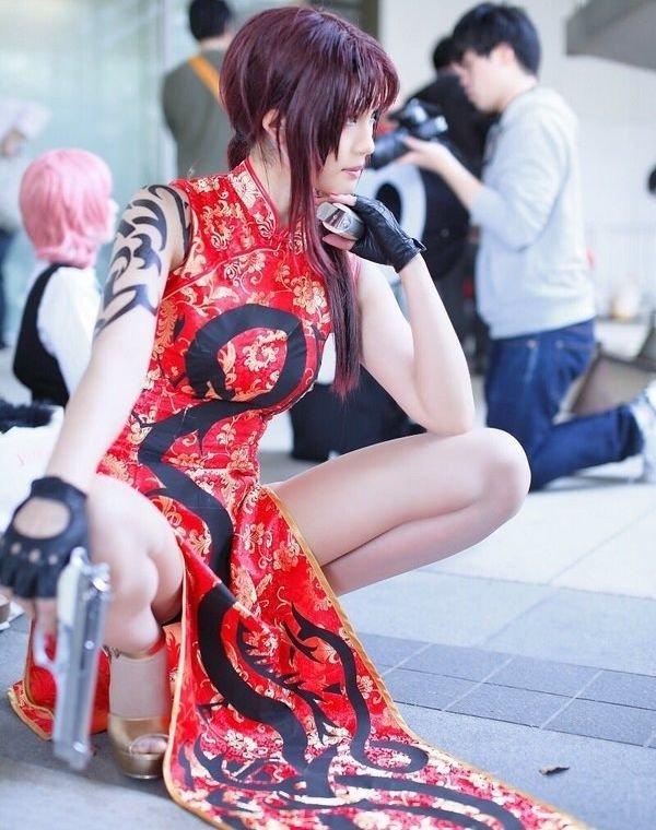 高手！一女生Cosplay出不同風味角色大放送！