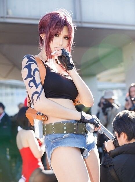 高手！一女生Cosplay出不同風味角色大放送！