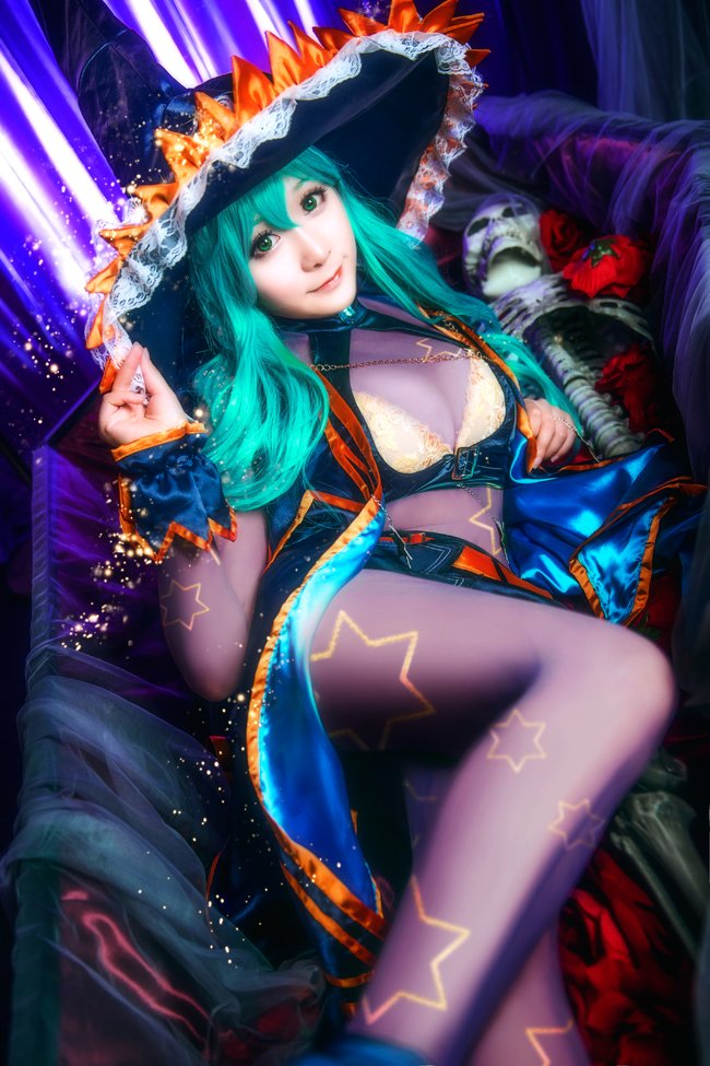 禦姐萌妹系列！Cosplay精選透視噴血放送！