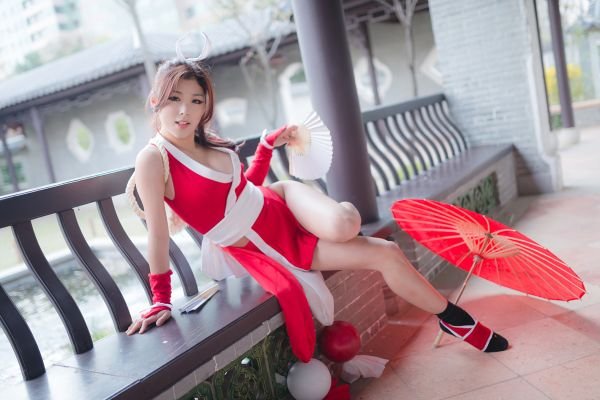 精選噴血級Cosplay大放送！清純版露股不知火舞現身！