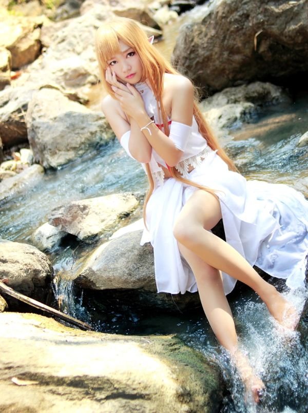 精選噴血級Cosplay大放送！清純版露股不知火舞現身！