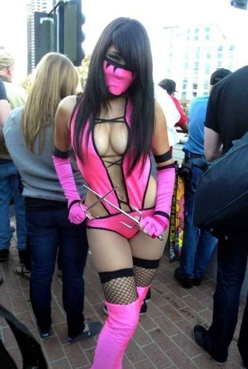 外國噴血Cosplay大放送！尺度超越極限！