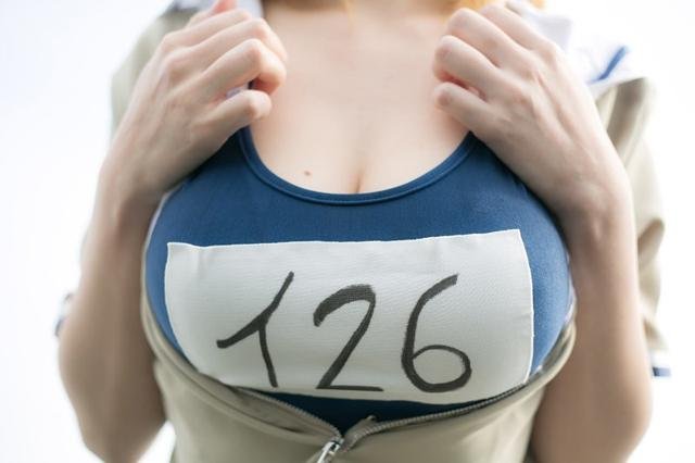 爆乳識玩一定要配死水庫！超噴血Cosplay大放送！