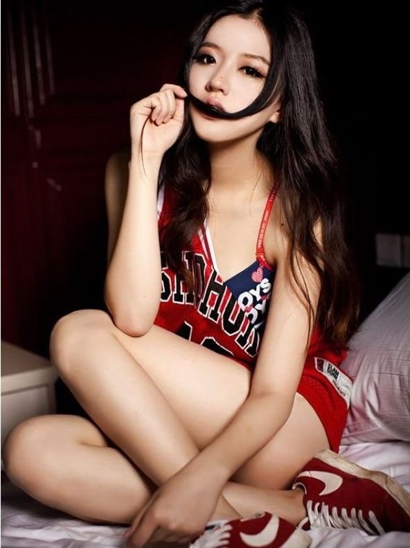 內衣更添Cosplay 美感！極限噴血作品放送！
