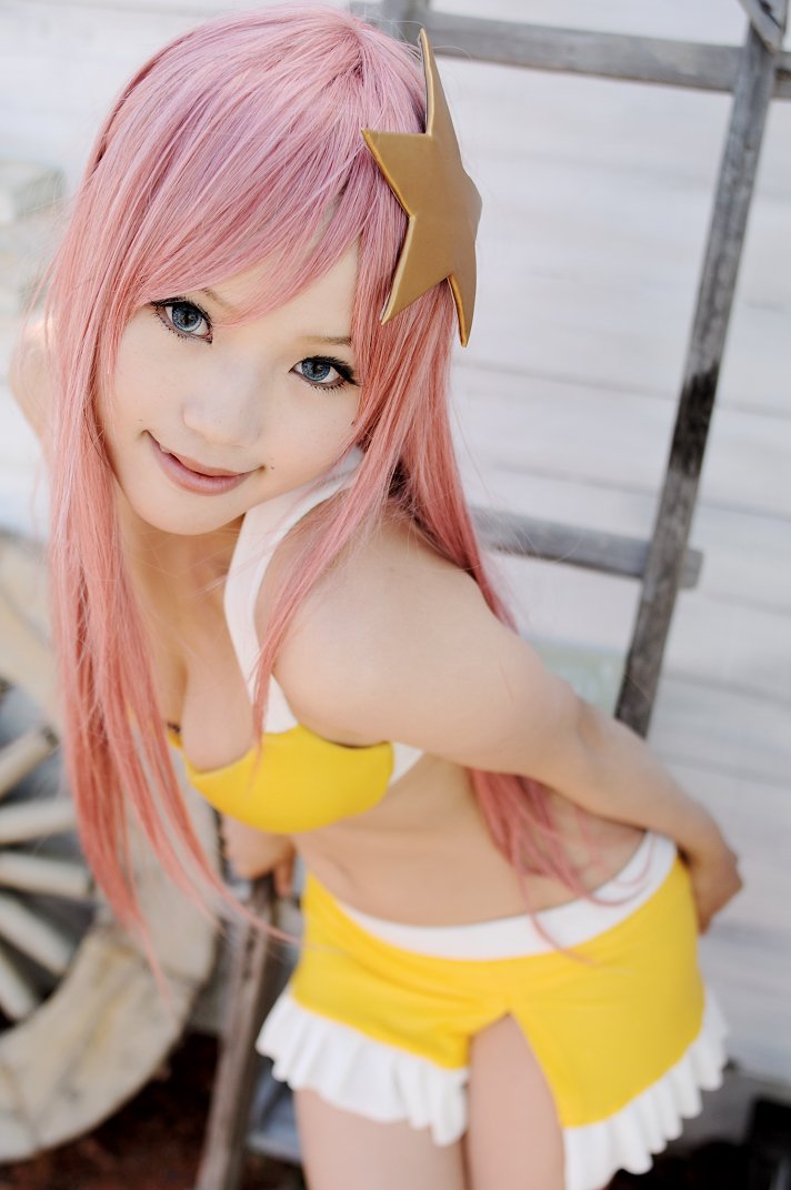 黑白絲、爆乳死水褲！大師級Cosplay又放送！