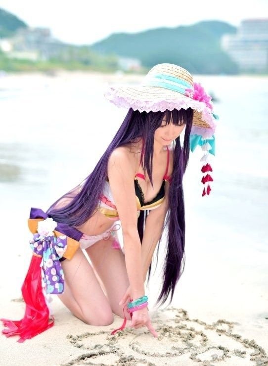 完美女友！《白貓》玩家噴血Cosplay大放送！