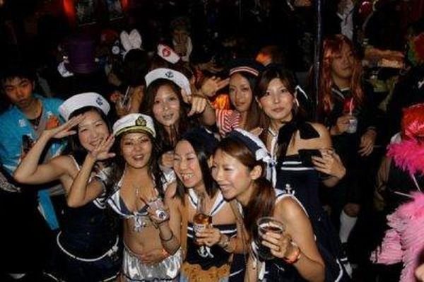 特級噴血！日本萬聖節原來玩好癲！