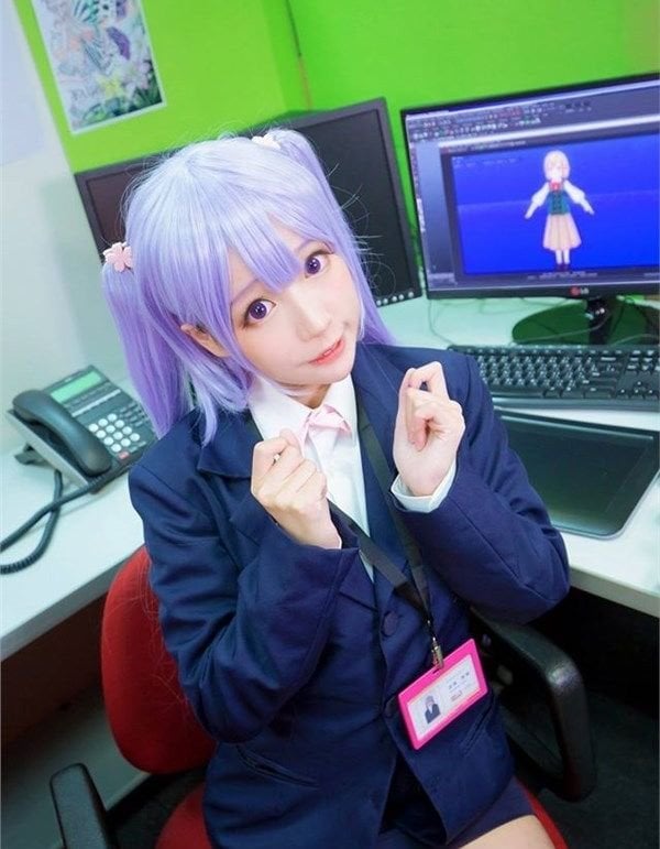 香港也有高水準Coser！泳裝長腿引死宅男！