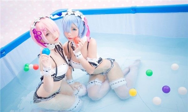 香港也有高水準Coser！泳裝長腿引死宅男！