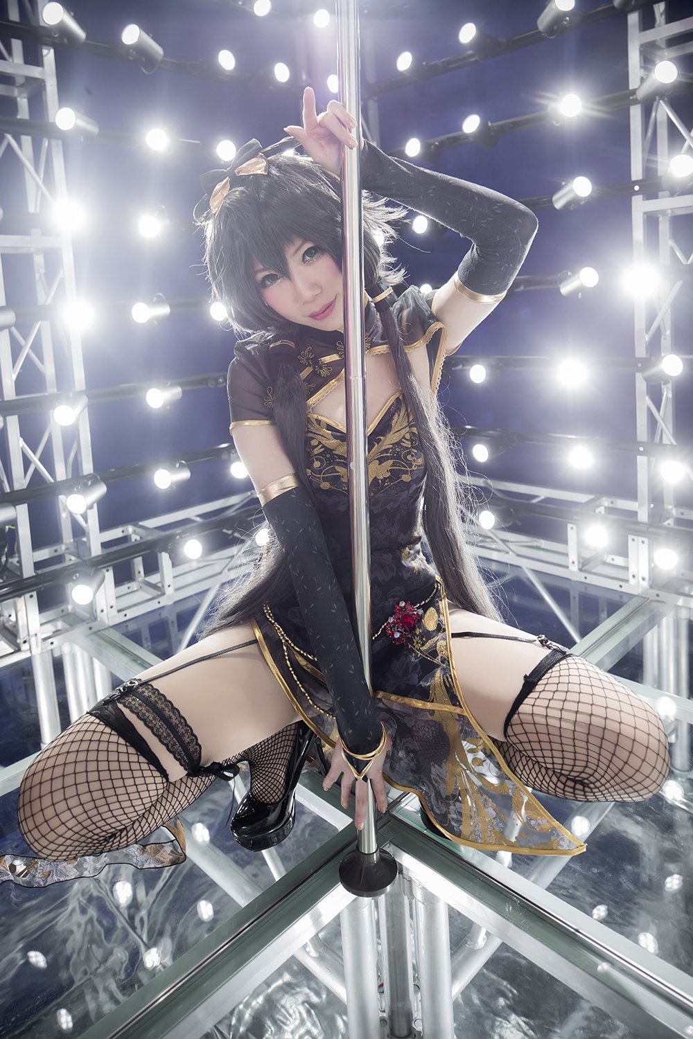 週末養眼Cosplay放送！Saber好性感！