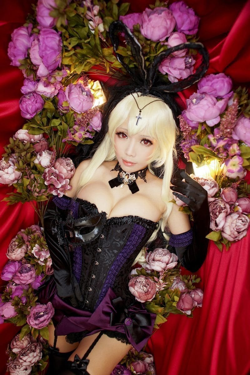 Twitter「好胸日」又來了！女生又比拼！