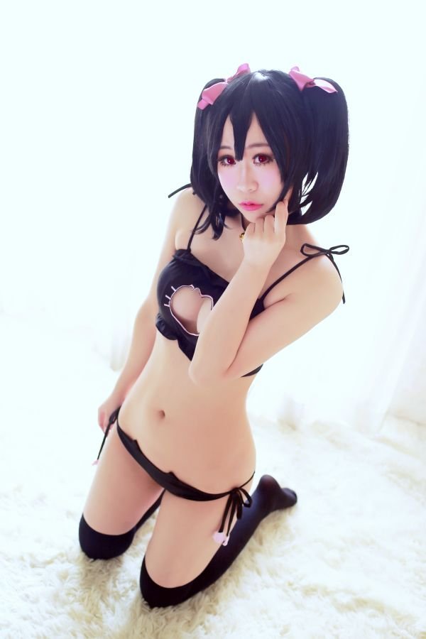 一週大師級Cosplay噴血放送！