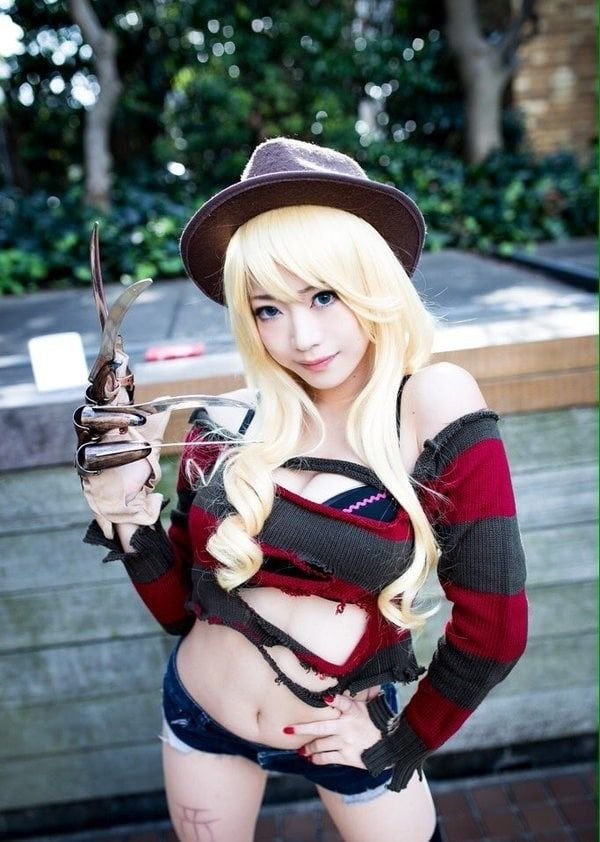 色色修女Cosplay！逆天身材透出來！