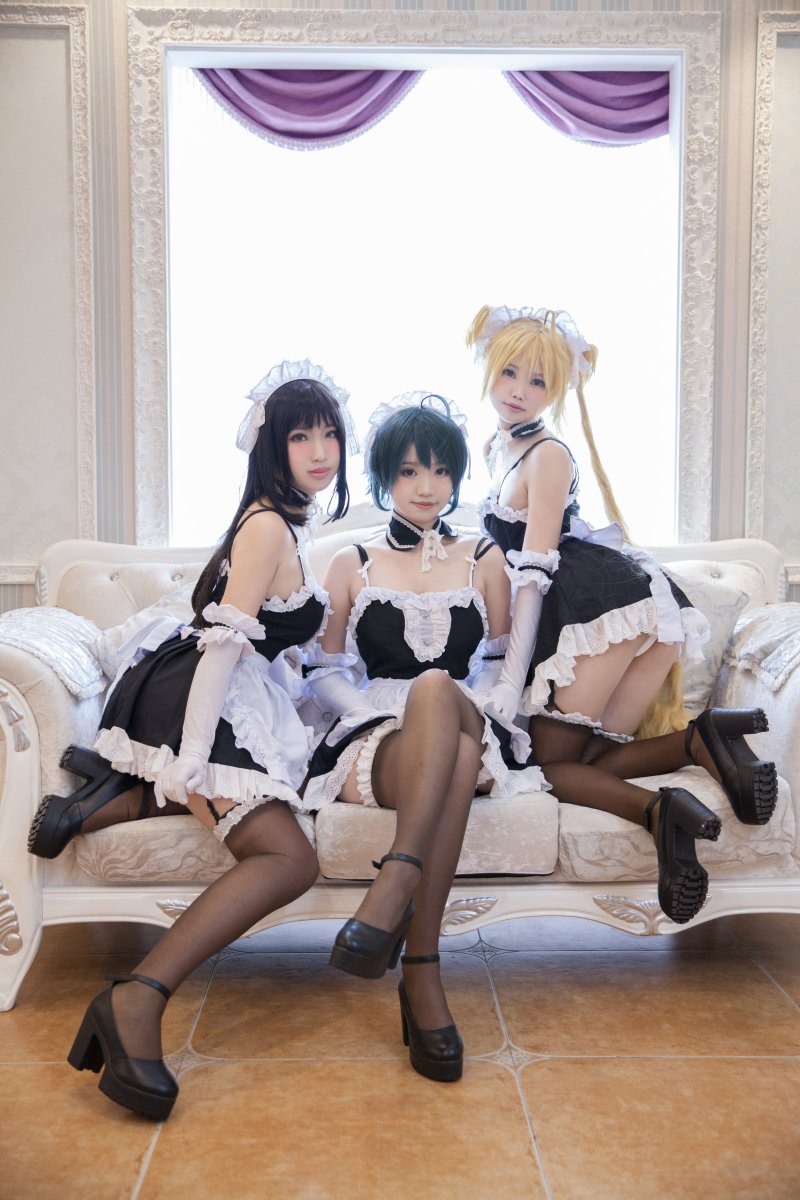 一週大師級Cosplay噴血放送！爆乳vs走光！