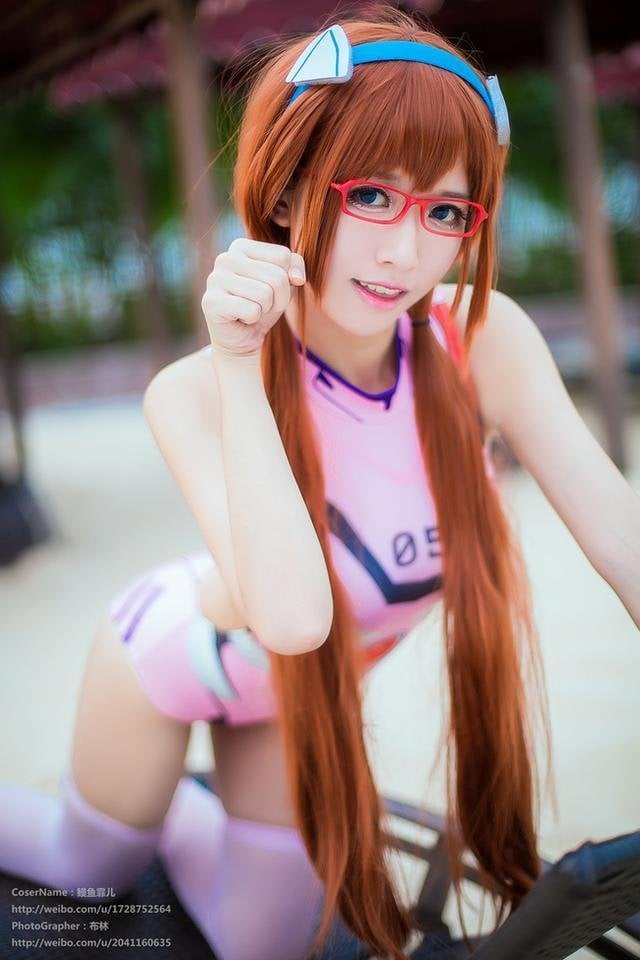 《EVA》真希波性感泳衣Cosplay！扮狗仔爬引誘宅男！
