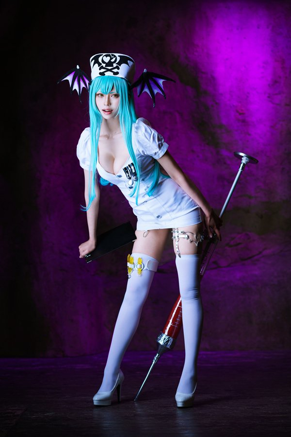 高手級Cosplay噴血放送！