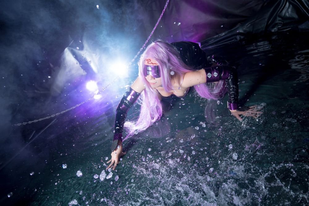 高手級Cosplay噴血放送！