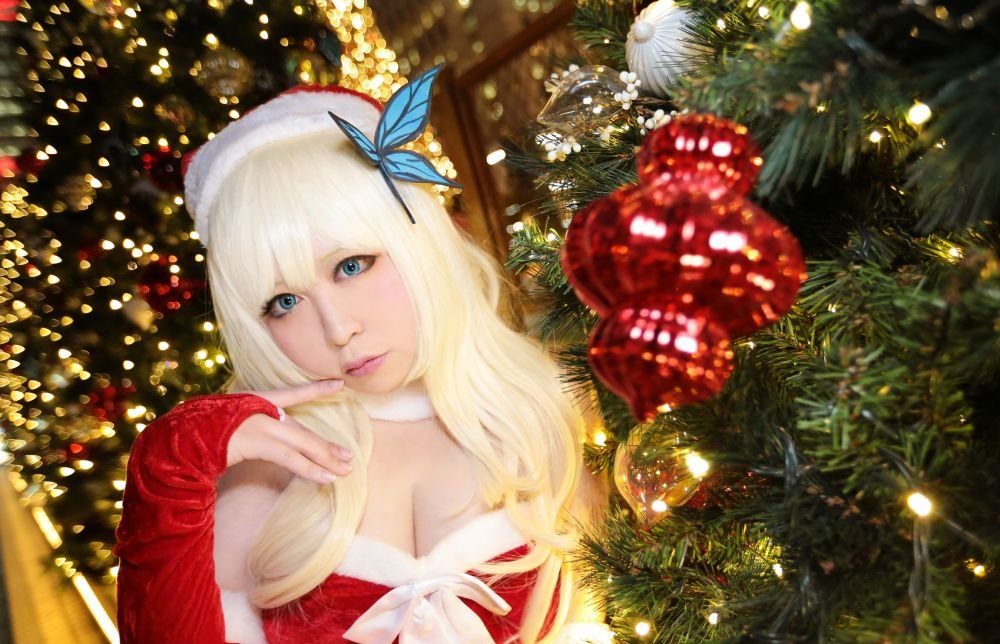 聖誕爆乳噴血Cosplay搶先放送！