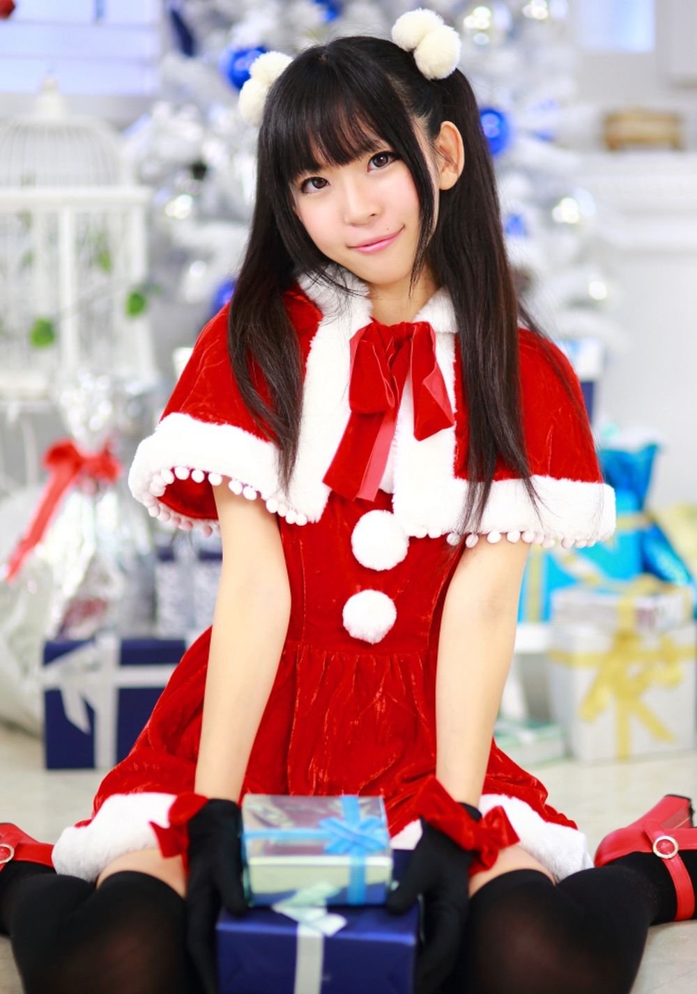 聖誕爆乳噴血Cosplay搶先放送！
