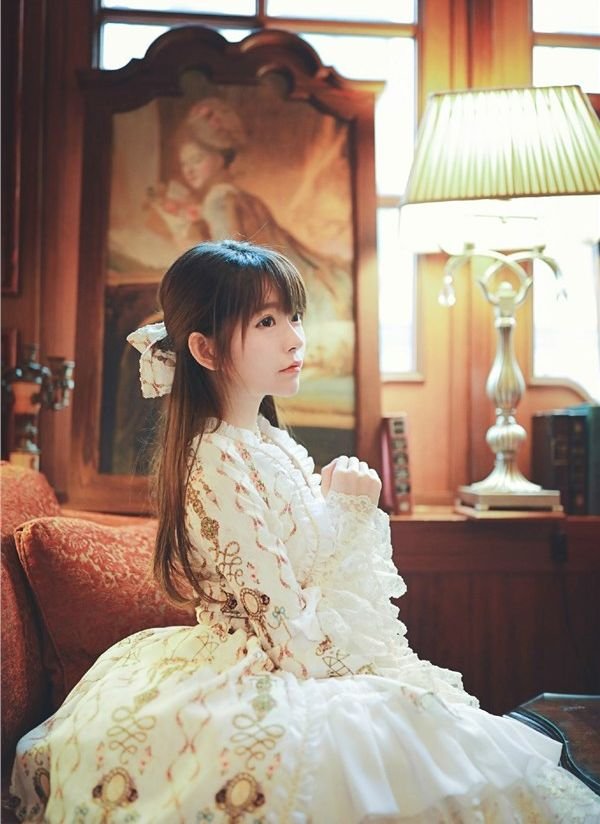 新路線？！韓國第一美少女yurisa Cosplay爆乳公主！