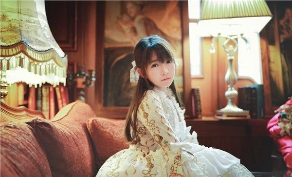 新路線？！韓國第一美少女yurisa Cosplay爆乳公主！