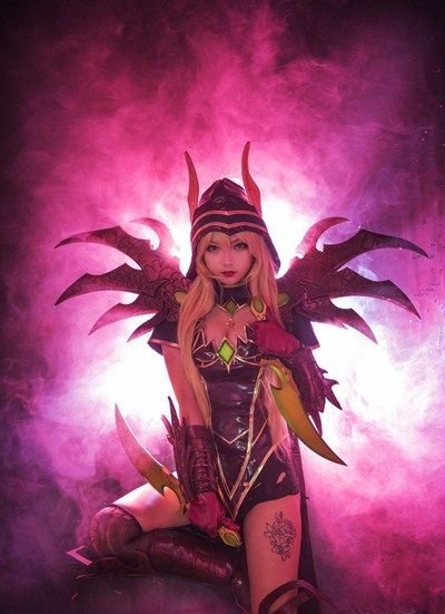 《爐石戰記》驚現超美女Cosplay！身材超讚神還原！