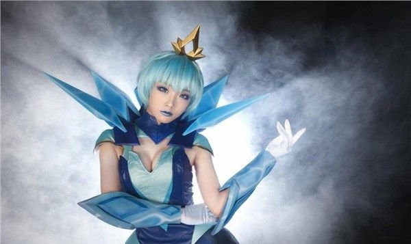 螺旋貓COS《LOL》大元素使！超冷艷！