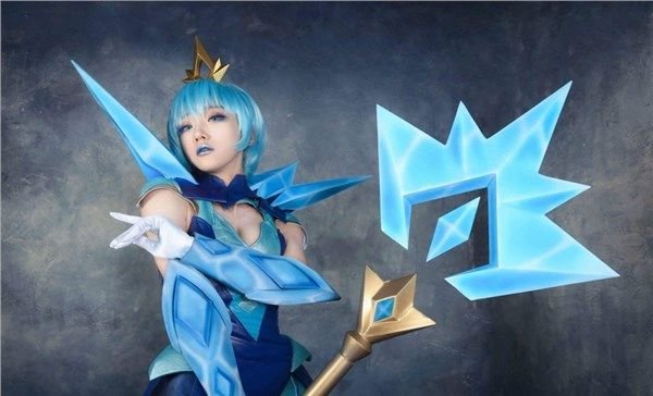 螺旋貓COS《LOL》大元素使！超冷艷！