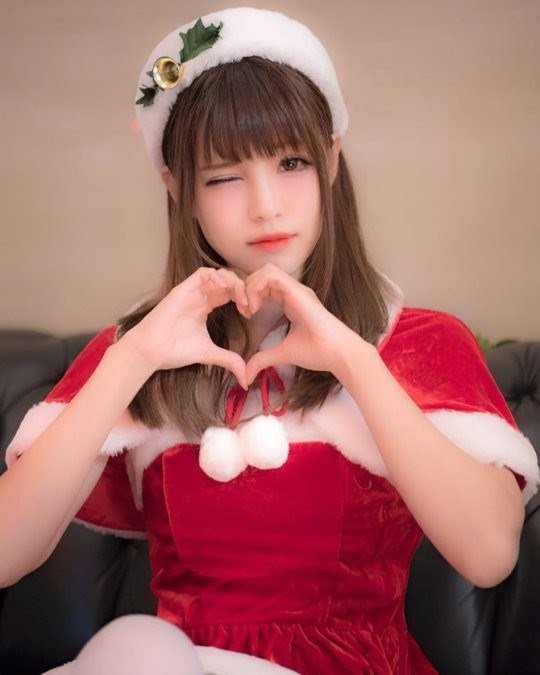 童萌美少女噴血深線Cosplay作品大放送！
