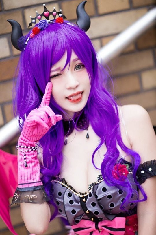 童萌美少女噴血深線Cosplay作品大放送！