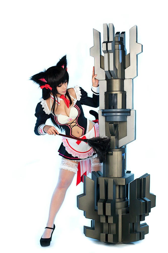 螺旋貓爆乳女僕Cosplay曝光！附送學生制服誘惑！
