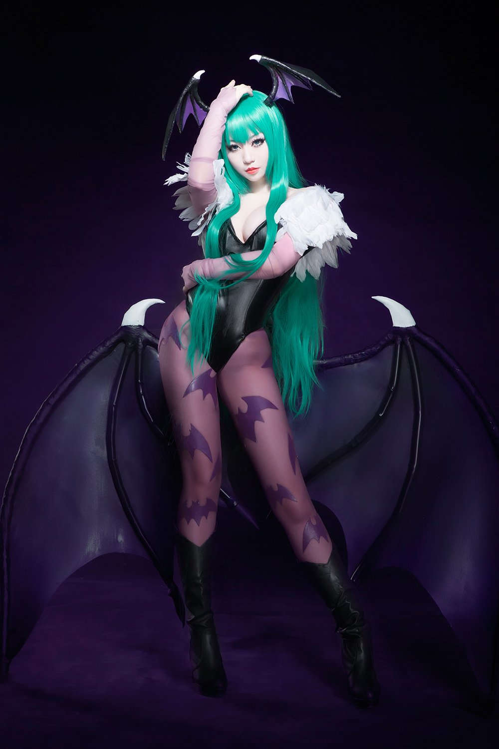 噴血極限性感Cosplay繼續放送！暖過今晚夜！