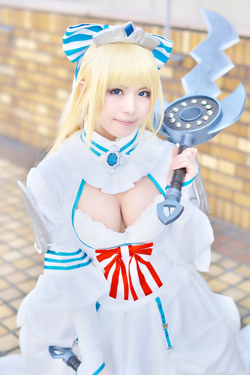 噴血極限性感Cosplay繼續放送！暖過今晚夜！