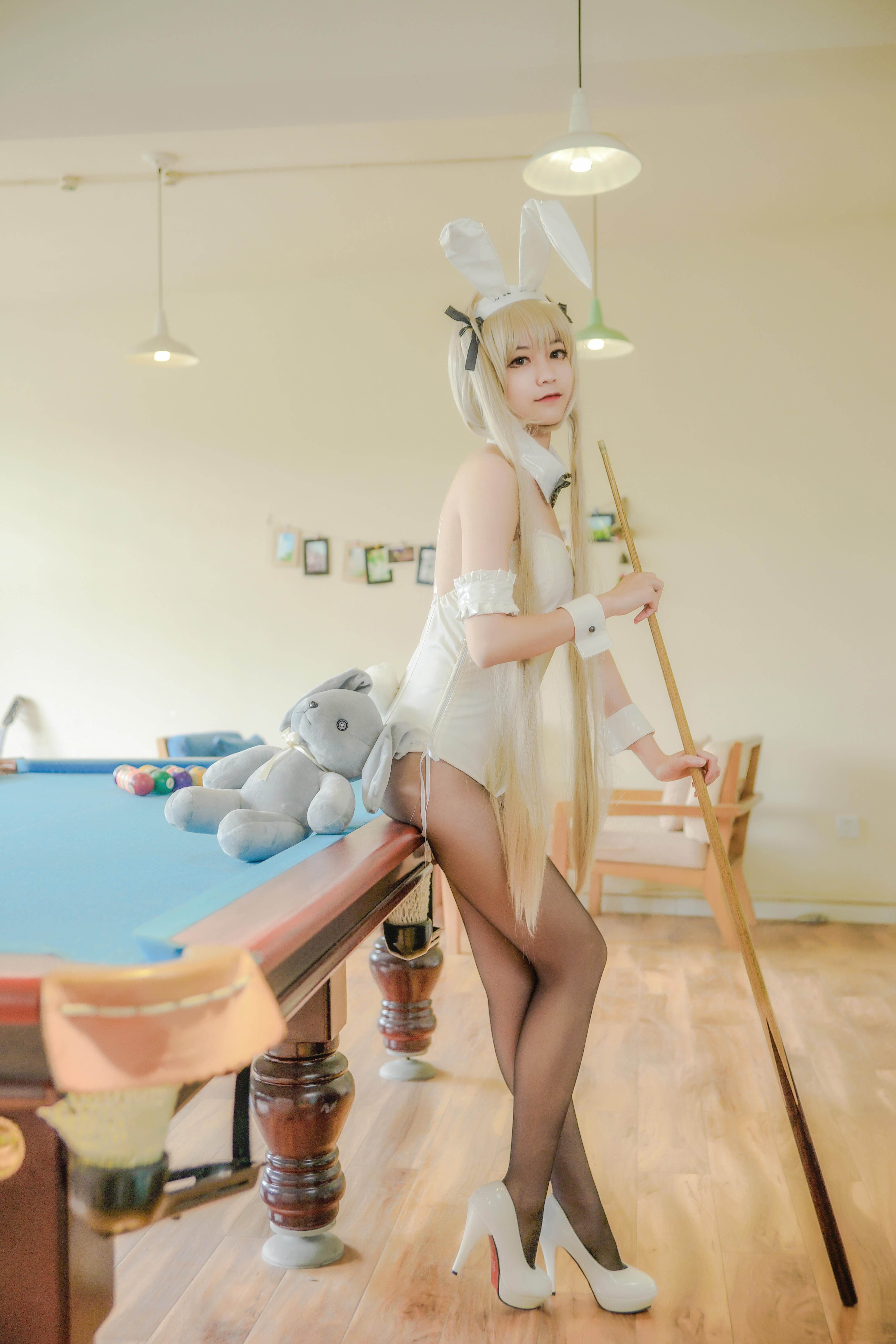 噴血極限性感Cosplay繼續放送！暖過今晚夜！