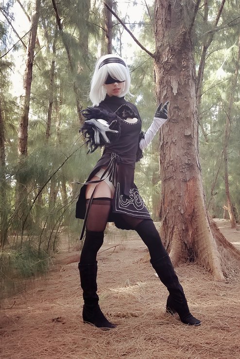 唯一女生盡露小褲褲作品！《尼爾：自動人形》Cosplay精選放送！