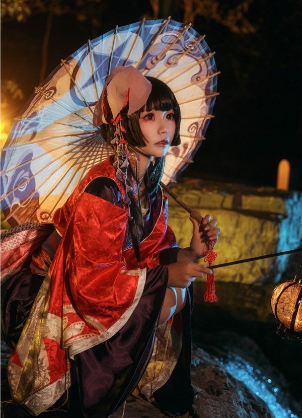 絕世美顏、美胸、美屁、美男(!?)專業級Cosplay放送！