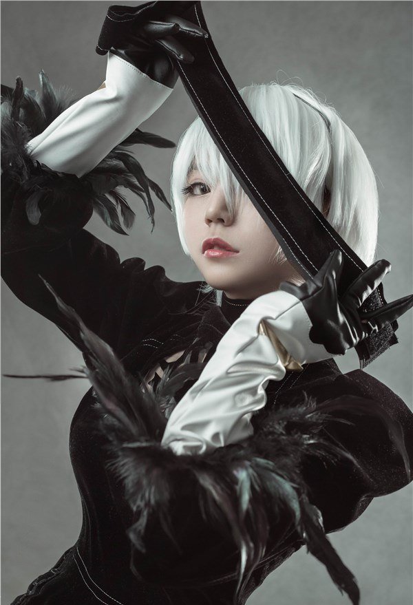 絕世美顏、美胸、美屁、美男(!?)專業級Cosplay放送！