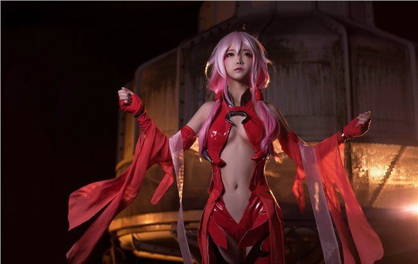 絕世美顏、美胸、美屁、美男(!?)專業級Cosplay放送！