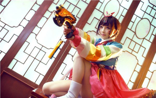 絕世美顏、美胸、美屁、美男(!?)專業級Cosplay放送！