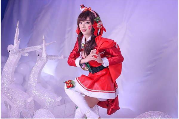 《Overwatch》聖誕版D.Va Cosplay！胸器迫人！