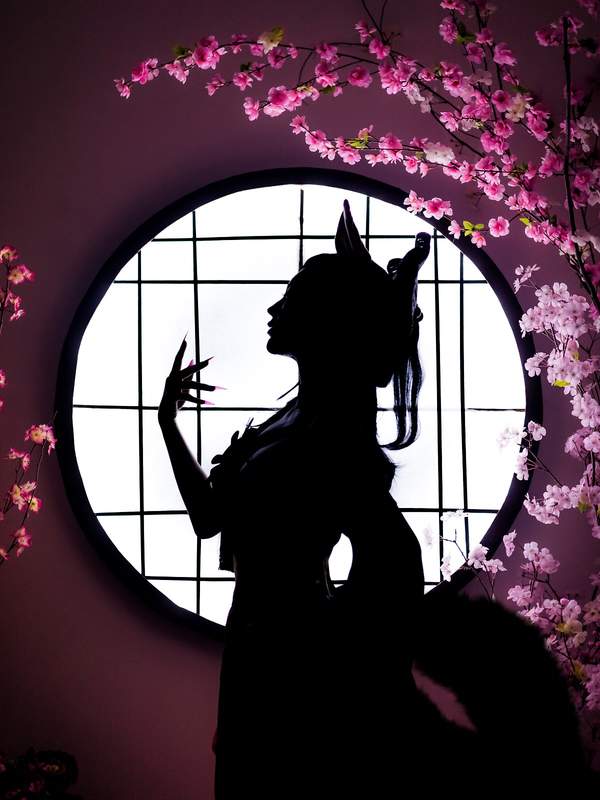性感美女Cosplay《陰陽師》三尾狐！妖艷異常！