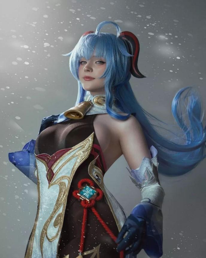 德國真美女smoettii Cosplay 福利放送