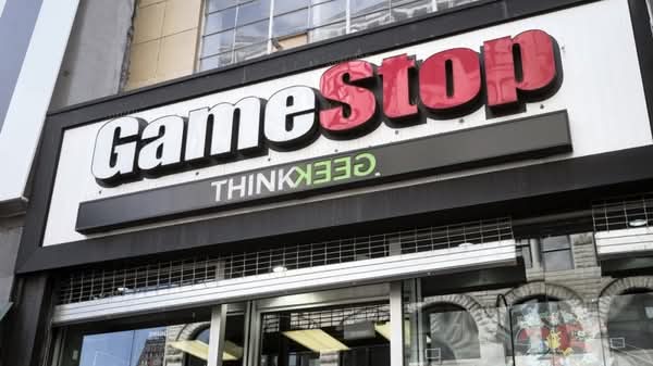 GameStop 宣布重心轉向集換式卡牌　電子遊戲業務退居次位