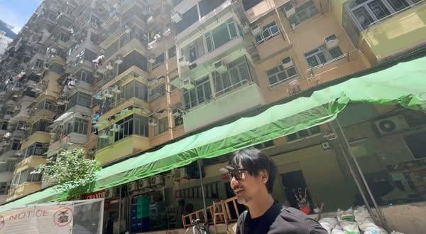 小島秀夫抵港打卡怪獸大廈 《死亡擱淺2》巡迴活動香港站即將舉行