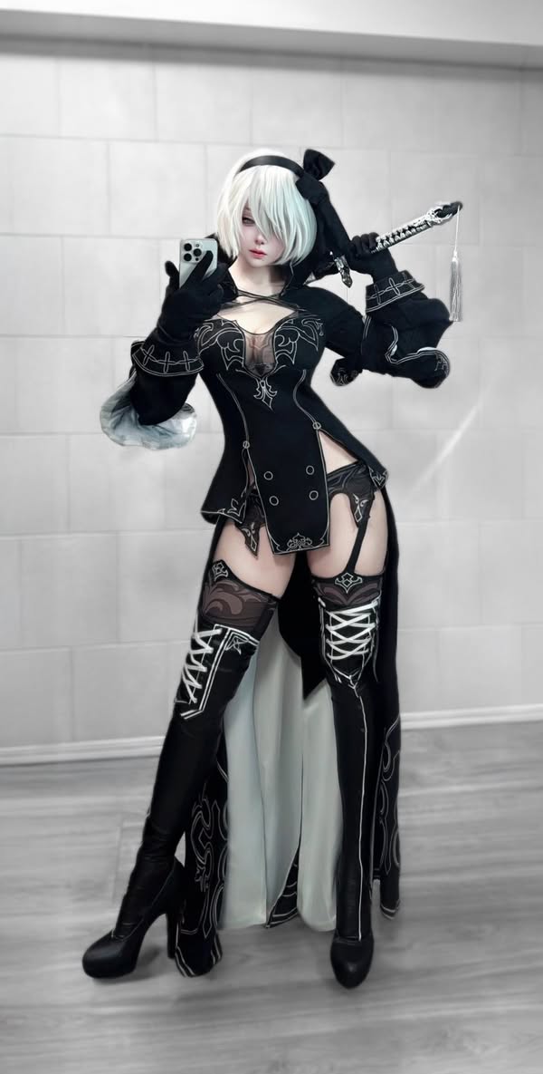 神還原《尼爾：自動人形》2B 美女 Coser puutin Cos 照片爆紅