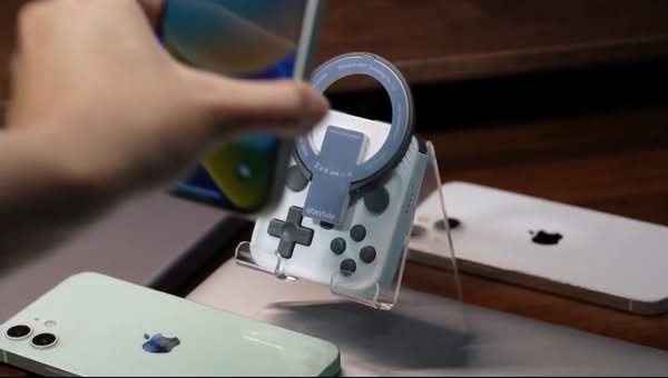 Abxylute Snap 磁吸 Gamepad 亮相：Pixel 10、iPhone 16 變掌機