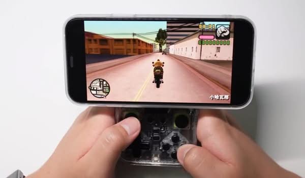 Abxylute Snap 磁吸 Gamepad 亮相：Pixel 10、iPhone 16 變掌機