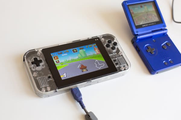 Game Bub 手提遊戲機登場 支援 Game Boy/Color/Advance 遊戲及Dock HDMI 輸出